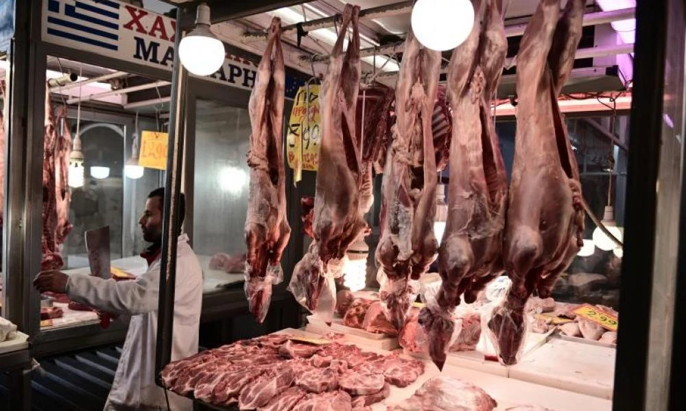 Ακρίβεια: Μπαράζ ελέγχων, προστίμων και λειτουργία πλατφορμών για την πάταξη της- Ποια είναι τελικά η τιμή του αρνιού;